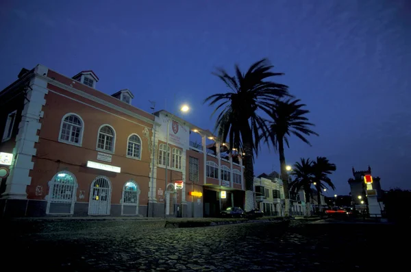 Gasse Mit Kolonialhäusern Der Stadt Mindelo Auf Der Insel Sao — Stockfoto