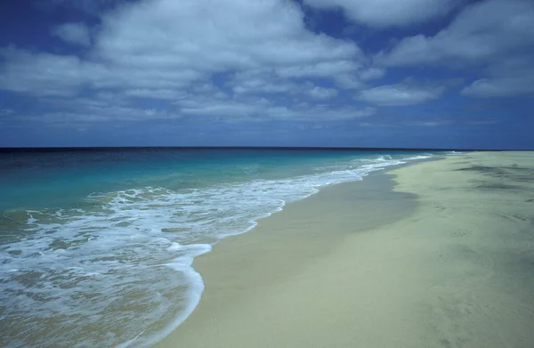 Белый Песчаный Пляж Городе Санта Мария Острове Сал Островах Кабо — стоковое фото
