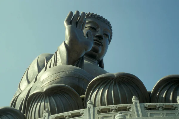 Monumento Grande Buddha Vila Ngong Ping Ilha Lantau Hongkong China — Fotografia de Stock