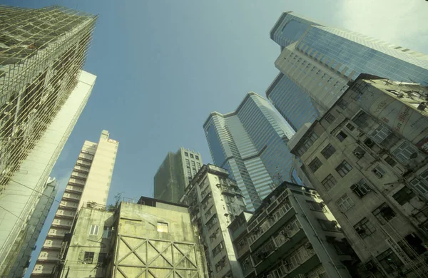 Wohnungen Häuser Und Wohnungen Einem Wolkenkratzer Der Stadt Hongkong Der — Stockfoto