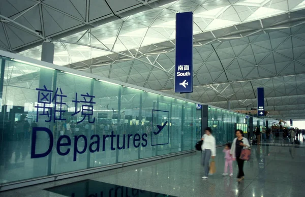 新香港国际机场赤角机场 位于香港的赤角机场 1998年8月 — 图库照片