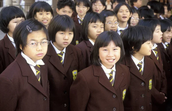 Школьники Форме Центральной Городе Хунконг Городе Хунконг Гонконге Китай Гонконг — стоковое фото