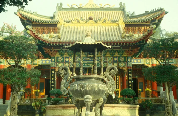 位于香港的中国黄大仙寺 1997年5月 — 图库照片