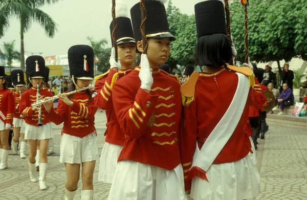 Jeunes Dans Uniforme Royal Britannique Rouge Traditionnel Lors Événement Kowloon — Photo