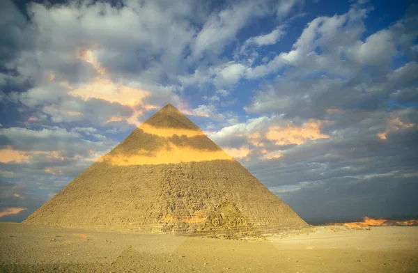 Pyramids Giza City Cairo Capital Egypt North Africa Egypt Cairo — Stock Photo, Image