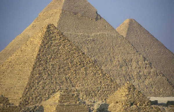 Las Pirámides Guiza Cerca Ciudad Cairo Capital Egipto Norte África —  Fotos de Stock