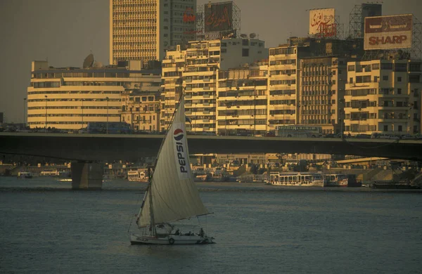Άποψη Της Πόλης Κάιρο Στον Ποταμό Nile Την Πρωτεύουσα Της — Φωτογραφία Αρχείου