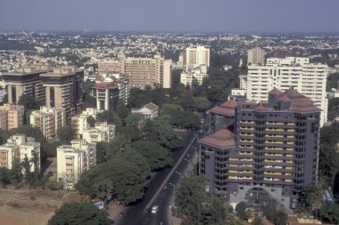 Hindistan 'ın Karnataka eyaletindeki Bangalore şehrinde bir manzara. Hindistan, Bangalore, Nisan 1998