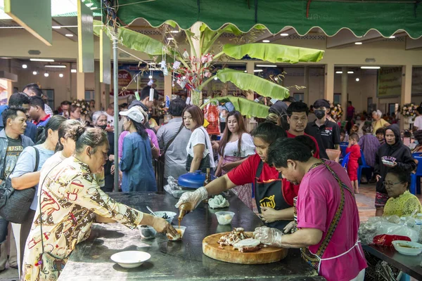 People Enjoy Free Thai Food Temple Ceremony Wat Hua Hin — Stock Photo, Image