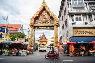 Wat Kamphaeng, Tayland 'ın Chonburi eyaletindeki Mueang Chonburi şehrinin şehir merkezinde. Tayland, Chonburi, 30 Ekim 2023