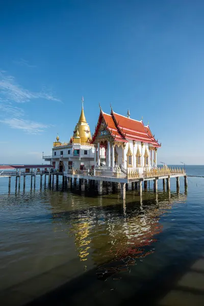 タイのチャチョンサオ州のバンパクの海岸のワット トンのチェディ チャチェンサオ 11月 2024 — ストック写真