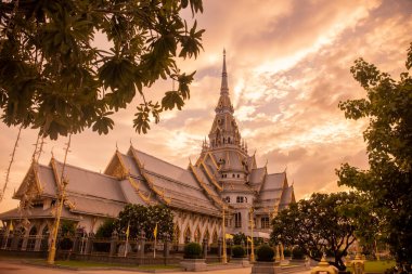 Wat Sothon Wararam Worawihan, Tayland 'ın Chachoengsao şehrindeki Mueang Chachoengsao şehrinde. Tayland, Chachoengsao, Kasım, 3, 2023