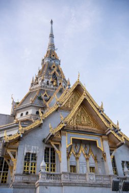 Wat Sothon Wararam Worawihan, Tayland 'ın Chachoengsao şehrindeki Mueang Chachoengsao şehrinde. Tayland, Chachoengsao, Kasım, 3, 2023