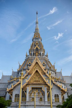 Wat Sothon Wararam Worawihan, Tayland 'ın Chachoengsao şehrindeki Mueang Chachoengsao şehrinde. Tayland, Chachoengsao, Kasım, 3, 2023