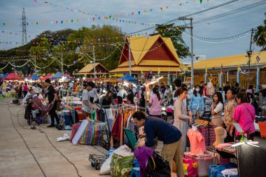 Tayland, Ubon Ratchathani - 25 Kasım 2023 Cuma gecesi Udon Ratchathani ve Tayland 'ın Ubon Ratchathani ilinde.