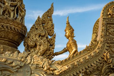 Ubon Ratchathani Mum Festivali 'nin kopyası Ubon Ratchathani, Tayland' daki Thung Si Muang parkında.