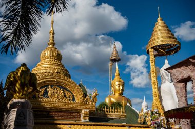 Wat Tai Phrachao 'daki Buddha Yai Ong Tue Ubon Ratchathani ve Tayland' daki Ubon Ratchathani.