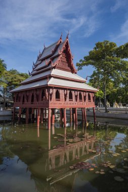 Wat Thung Si Mueang Ubon Ratchathani ve Tayland 'ın Ubon Ratchathani şehrinde. Tayland, Ubon Ratchathani, 22 Kasım 2023