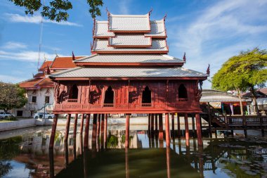 Wat Thung Si Mueang Ubon Ratchathani ve Tayland 'ın Ubon Ratchathani şehrinde. Tayland, Ubon Ratchathani, 22 Kasım 2023