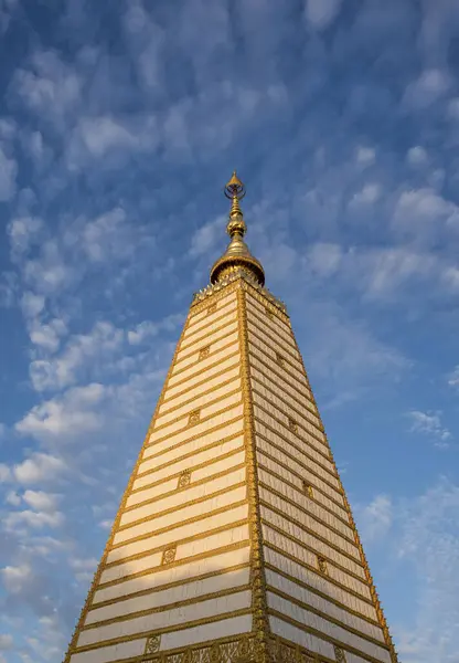 Ubon Ratchathani 2023年11月24日 泰国Ubon Ratchathani市中心Wat Phra Nong Bua寺和Ubon Ratchathani省的Sri Maha — 图库照片