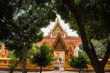 Tayland Nakhon Pathom 'da Nakhom Pathom şehrinde Wat Rai Ko Ton Samrong. Tayland, Nakhon Pathom, Kasım, 10, 2023