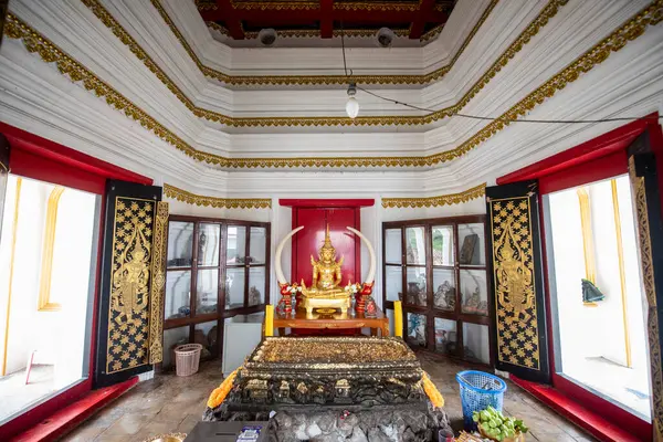 Tajlandia Nakhon Pathom Listopada 2023 Wewnątrz Wat Klang Bang Kaeo — Zdjęcie stockowe