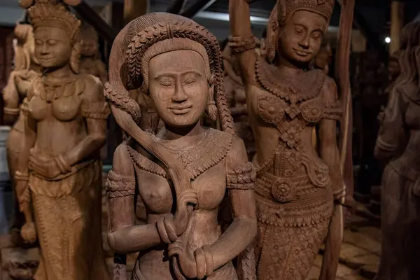 Tailandia Nakhon Pathom Noviembre 2023 Figuras Talladas Madera Museo Tierra —  Fotos de Stock