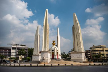 Banglamphu 'daki Demokrasi Anıtı Tayland' ın Bangkok şehrinde. Tayland, Bangkok, 9 Aralık 2023