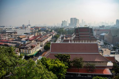 Banglamphu 'daki Wat Saket' in Altın Dağı 'ndan Chedi' nin Tayland 'daki Bangkok şehrinden bir manzara. Tayland, Bangkok, 10 Aralık 2023