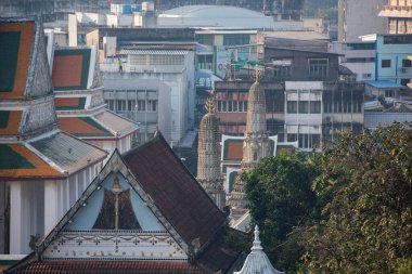 Banglamphu, Tayland 'daki Wat Ratchanatdaram Worawihan' dan bir manzara. Tayland, Bangkok, 10 Aralık 2023