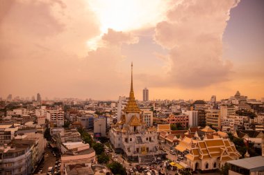 Wat Traimit Withayaram Worawihan 'ın Tayland' daki Bangkok şehrindeki manzarası. Tayland, Bangkok, 6 Kasım 2023