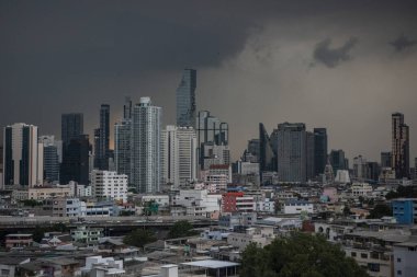 Tayland 'ın Bangkok şehrindeki Hua Lamphong şehrinden bir şehir manzarası. Tayland, Bangkok, 8 Kasım 2023