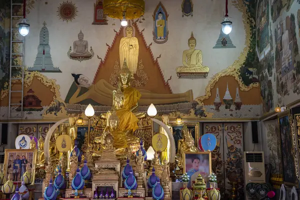 stock image inside of Wat Intharawihan in Thewet in the city of Bangkok in Thailand.  Thailand, Bangkok, December, 9, 2023