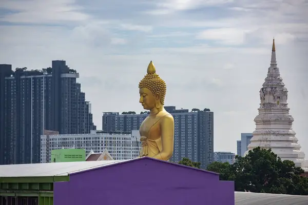 Över Big Buddha Wat Paknam Thonburi Staden Bangkok Thailand Thailand Royaltyfria Stockbilder