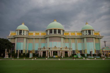 Pattaya City yakınlarındaki Sukhawadee Sarayı ve Tayland 'daki Chonburi ili yakınlarındaki Sukhawadee Sarayı ve Bahçeleri, Pattaya, Kasım 2024
