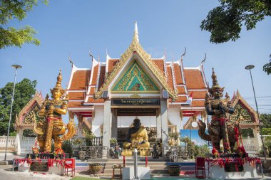 Wat Mai Samraan, Tayland 'ın Chonburi iline bağlı Pattaya şehri yakınlarındaki Ko Lan Adası' ndaki Ban Ko Lan köyünde, Kasım 2024