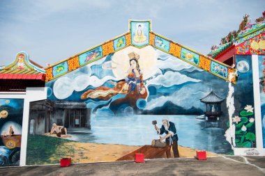 Tablolar Tayland 'ın Rayong ilindeki Rayong şehrindeki Chao Mae Tubtim Tapınağı' nda, Rayong, 25 Ekim 2024