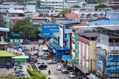 Tayland, Tayland ve Rayong 'daki Rayong şehrindeki Star Night Bazaar aerea manzarası, 27 Ekim 2024