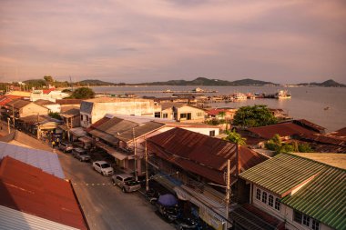 Tayland, Tayland, Sattahip, 28 Ekim 2024 'te Chonburi iline bağlı Sattahip eski kasabasının manzarası.