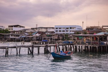 Tayland, Tayland, Sattahip, 28 Ekim 2024 'te Chonburi' nin eski Sattahip kasabasındaki Balıkçı Köyü.