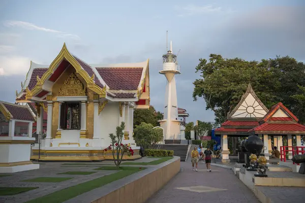 Tayland 'ın Chonburi ilindeki Khao Laem Pu Chao Manzarası Tapınağı, 29 Ekim 2024