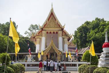 Tayland 'ın Nonthaburi eyaletindeki Pak Kret şehrindeki Ko Kret Adası' nda Wat Phai Lom. Tayland, Pak Kret, 10 Kasım 2024