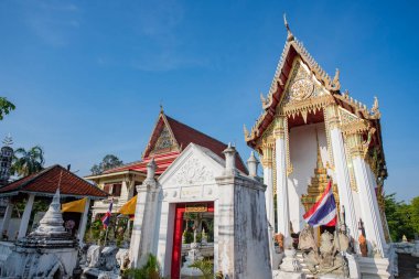 Wat Chimphli Sutthawat Tayland 'ın Nonthaburi eyaletindeki Pak Kret şehrindeki Ko Kret Adası' nda. Tayland, Pak Kret, 10 Kasım 2024