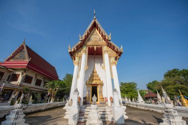Wat Chimphli Sutthawat Tayland 'ın Nonthaburi eyaletindeki Pak Kret şehrindeki Ko Kret Adası' nda. Tayland, Pak Kret, 10 Kasım 2024