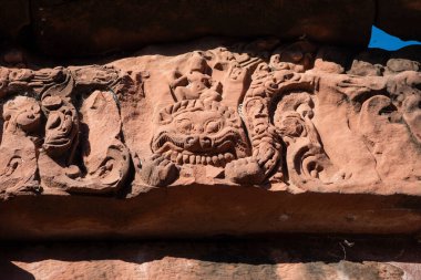 Tayland 'ın Khon Kaen ilindeki Prasat Puay Noi Tapınağı kalıntıları. Tayland, Khon Kaen, 8 Aralık 2024