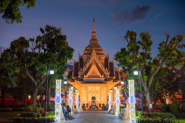 Khon Kaen Şehir Merkezi 'ndeki Şehir Sütun Tapınağı ve Tayland' daki Khon Kaen ili. Tayland, Khon Kaen, 8 Aralık 2024