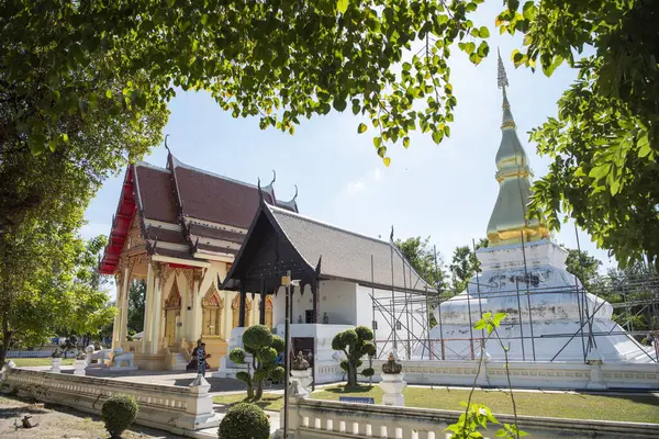 Wat Phrathat Kham Kaen Tayland 'ın Khon Kaen ilinde. Tayland, Khon Kaen, 8 Aralık 2024