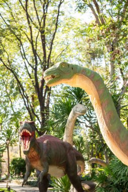 Tayland 'ın Khon Kaen ilindeki Amphoe Phu Wiang' daki Phu Wiang Dinozor Müzesi 'nde bir dinozor. Tayland, Khon Kaen, 6 Aralık 2024