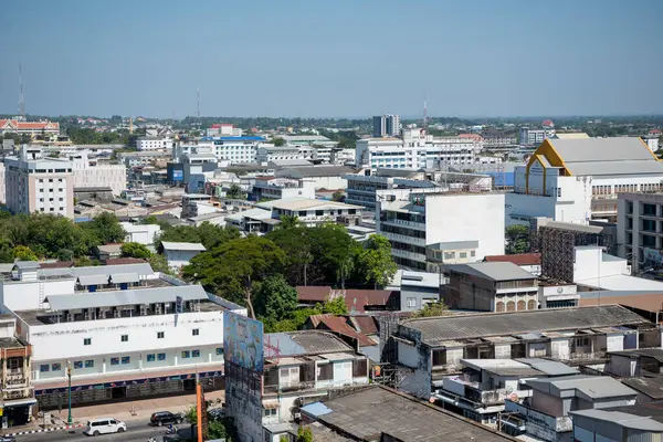 Tayland 'da Khon Kaen ilinin şehir merkezinin manzarası. Tayland, Khon Kaen, 6 Aralık 2024