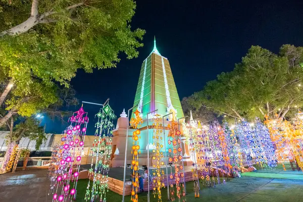 Tayland 'ın Khon Kaen ilinin İpek Fuarı İl Salonu Tapınağı. Tayland, Khon Kaen, 4 Aralık 2024